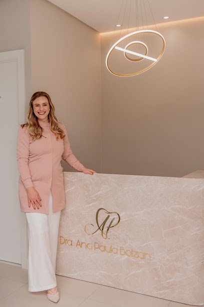 Dentista | Clareamento | Facetas | Consultório Odontológico Ana Paula Bolzan - Atendimento em Ponta Grossa - Dentista em Ponta Grossa