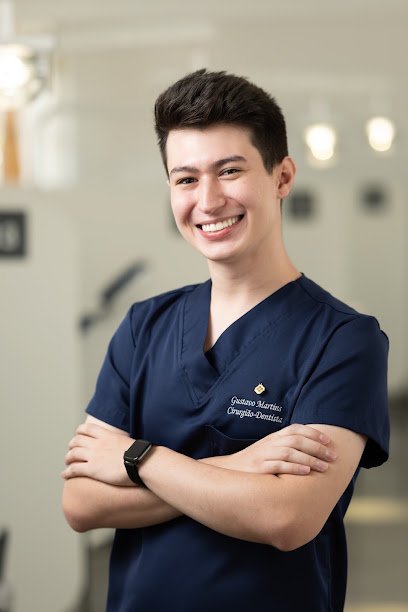 Dr. Gustavo Martins Dentista em Ponta Grossa | Tratamento de Canal e Clínico Geral | Maesti Odontologia - Dentista em Ponta Grossa